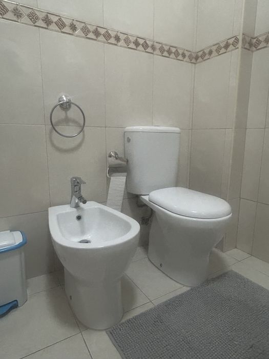 Vende se casa de banho completa