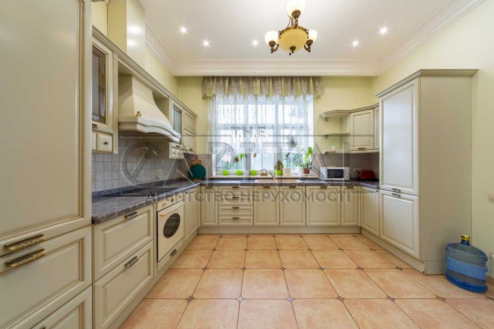 Оренда НЕЙМОВІРНОГО ГАРНОГО будинку с Романків Обухівський район 280м2