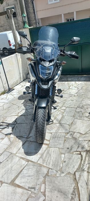 Honda nc 750x de 2017 com 15.000 klms