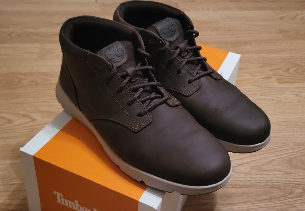Чоловічі черевики Timberland Parker Street 43 розмір
Особливості:
• Комфортна