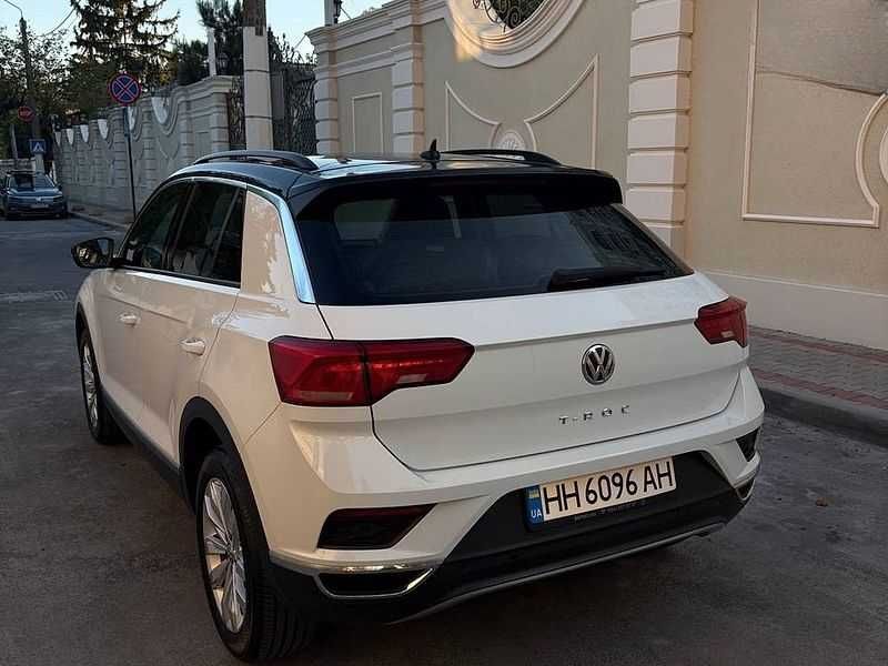 Твоє авто! Кросовер Фольксваген Т-Рок / VW T-Roc, оренда авто під викуп, оренда авто з викупом, машина в оренду