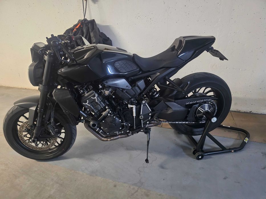Cb1000r 2024 Nova de Garagem