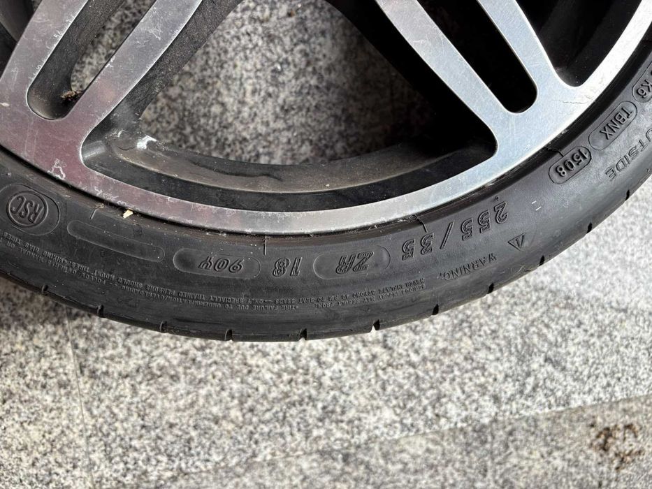 Jante com Peneu Michelin