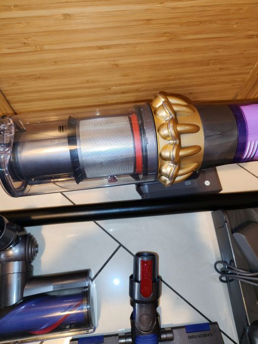 Dyson v11 absolute