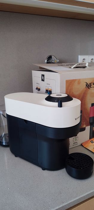 Máquina de café Nespresso vertuo pop