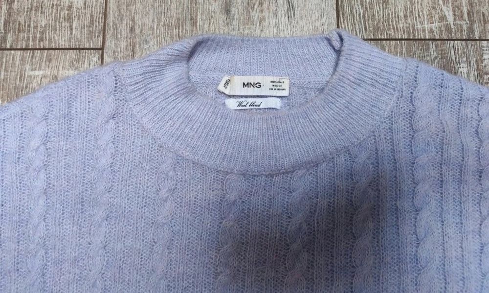 Liliowy sweter półgolf oversize Mango rozmiar S, 36
Długość całkowita