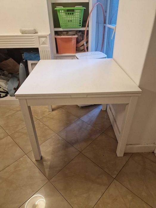 Mesa de jantar extensível