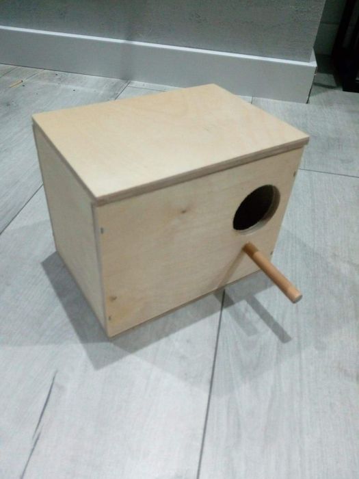 Budki legowe dla papug falistych nimfa swiergotki kozy rozelle