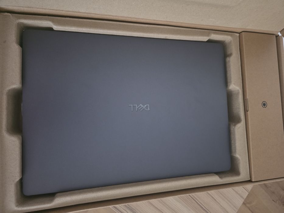 Dell Pro Max 18 Plus MB 18250
