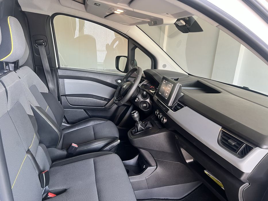 KANGOO 2022  APENAS 31.825 KM / IVA DEDUTIVEL