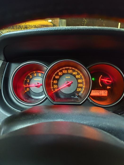 Nissan TIIDA 1.5 DCI