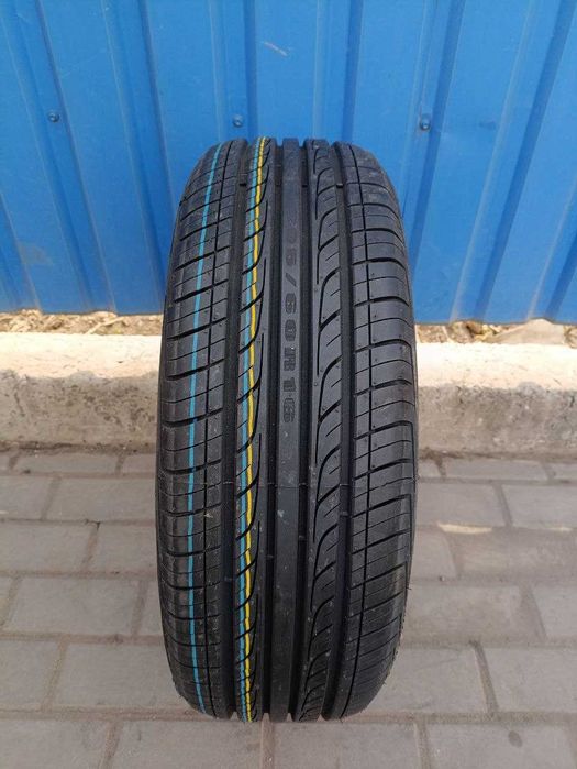 Нові шини 205/60R16 92V Sunfull SF-688