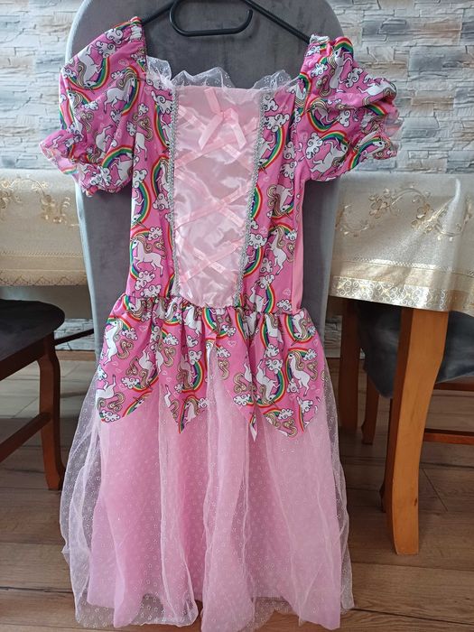 Sprzedam strój jednorożec na bal karnawałowy dla dziewczynki