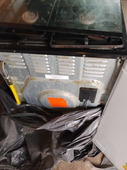 Sprzedam kuchenkę elektryczno gazową gorenje