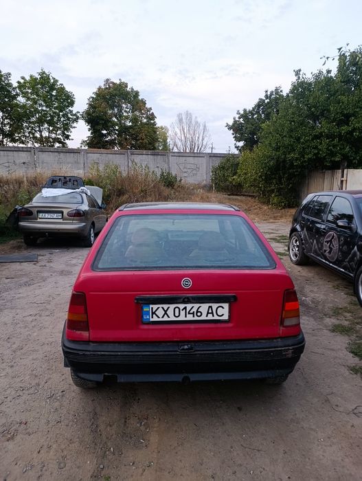 Opel Kadett — 1.5 шеснарь, автомат