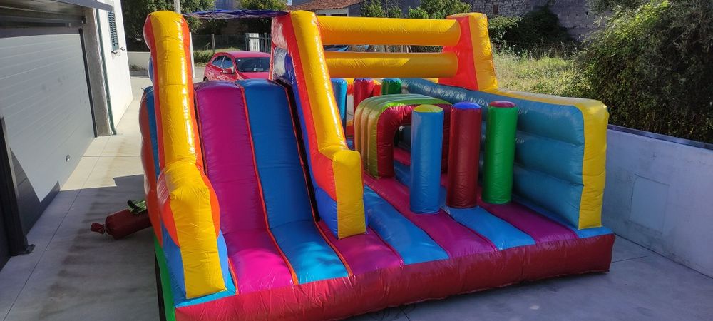 Insufláveis em lona profissional e certificada