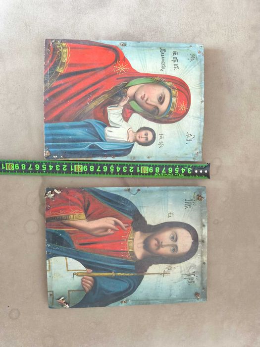 Пара старинных икон