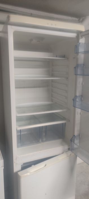 Frigorífico combinado Alaska