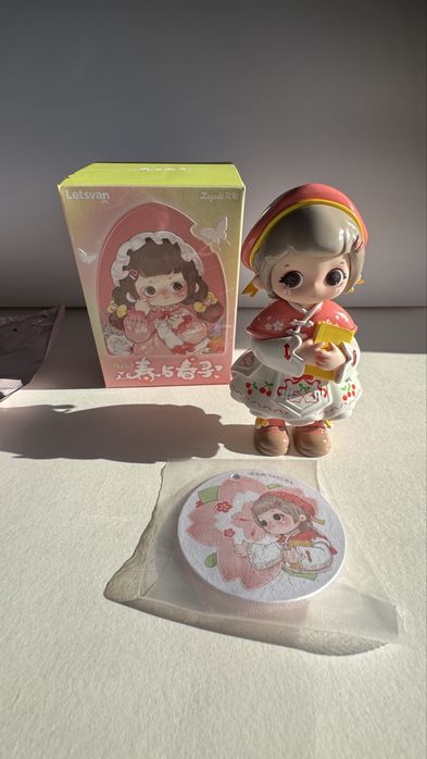 Figura - Spring Sakura