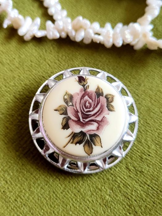 Wiktoriańska broszka klips,róża.