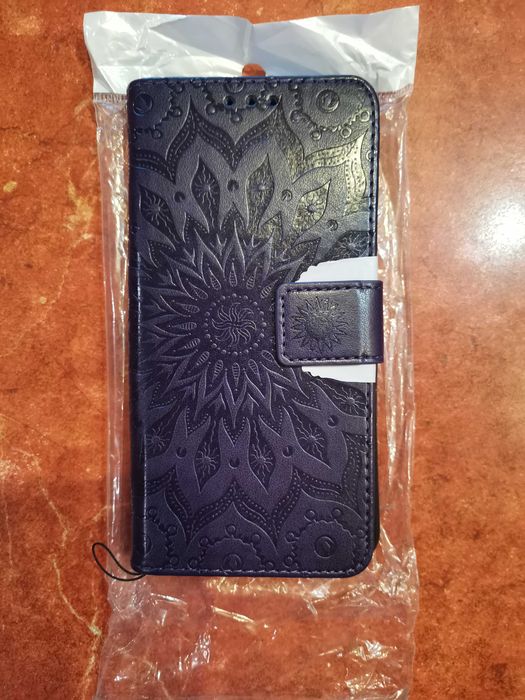 Чехол -книжка на смартфон Honor 20. Новый.