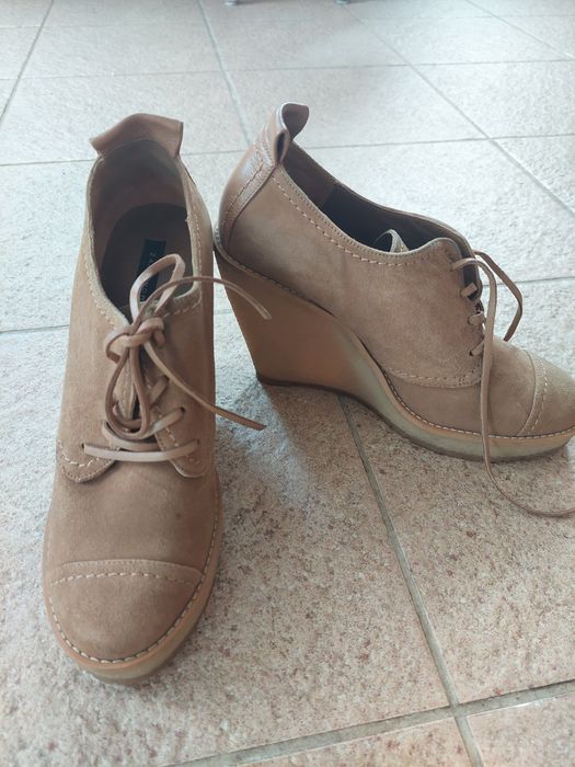 buty na koturnie ZARA 38