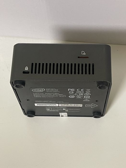 Міні ПК NUC7i3BHN,  Міні-комп'ютер Intel NUC