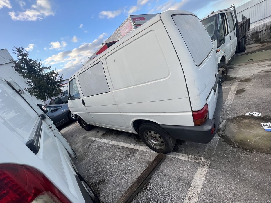 Volkswagen Transporter (peças)