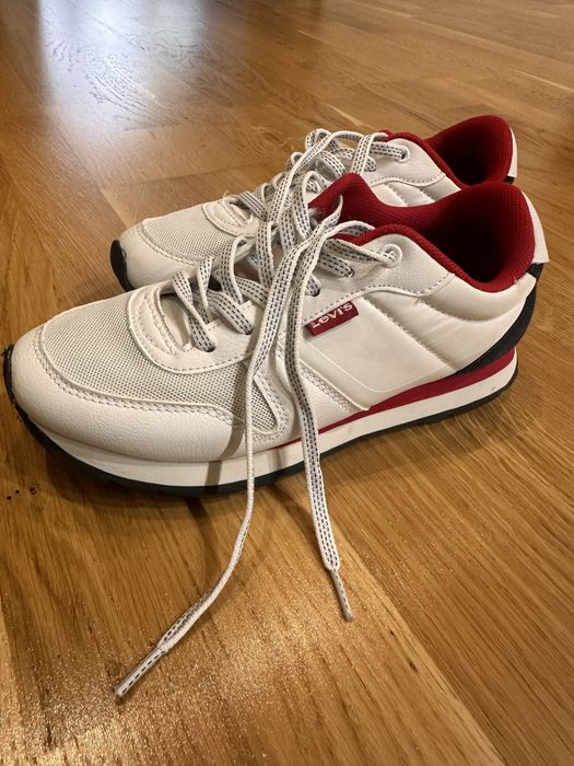 Кросівки Levi’s 36p