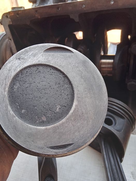 Продам,блок двигателя м102