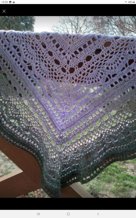 Chusty szydełkowe idealne na prezent