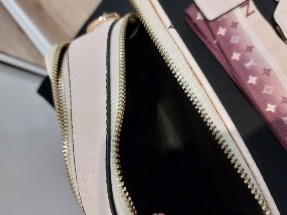 Nowa mała torebka kolor puder