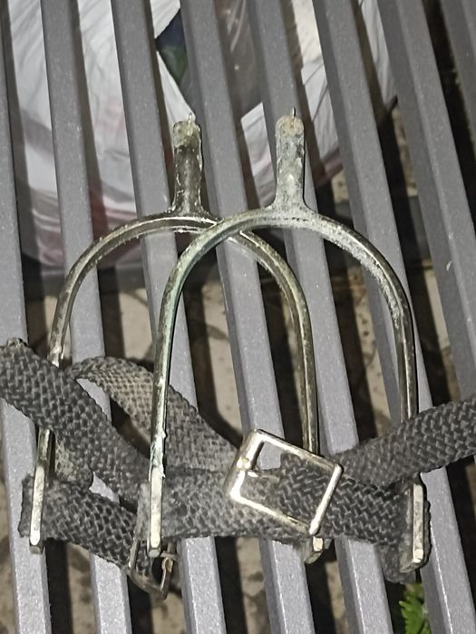 Par de Esporas Antigas para Cavaleiro