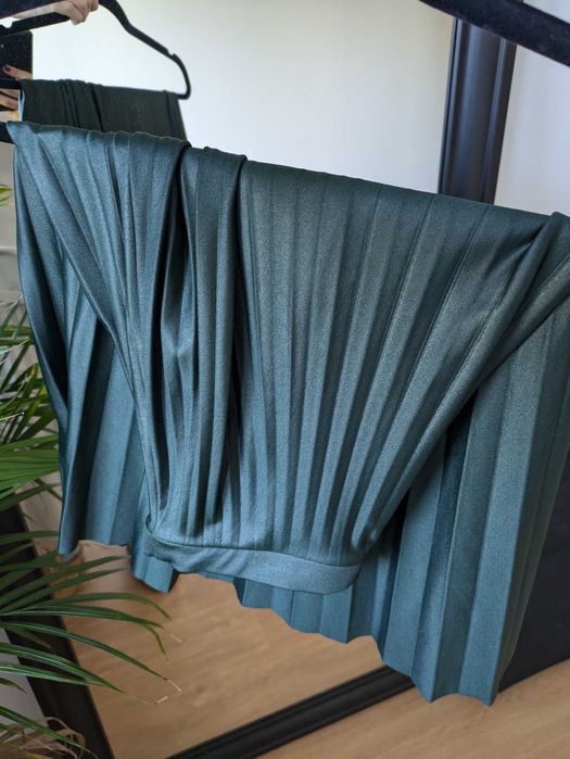 Saia midi verde escuro