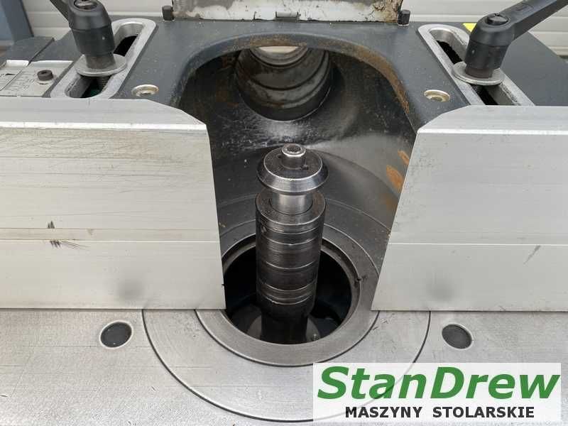 Frezarka dolnowrzecionowa z wózkiem i pochyłem Felder F 700