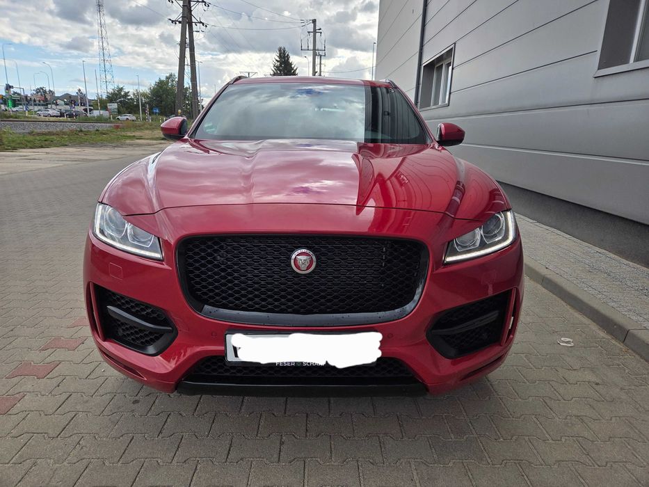 Jaguar F-Pace