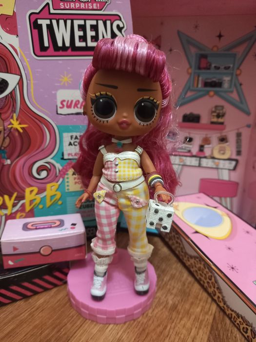 Лялька LOL omg Tweens Cherry