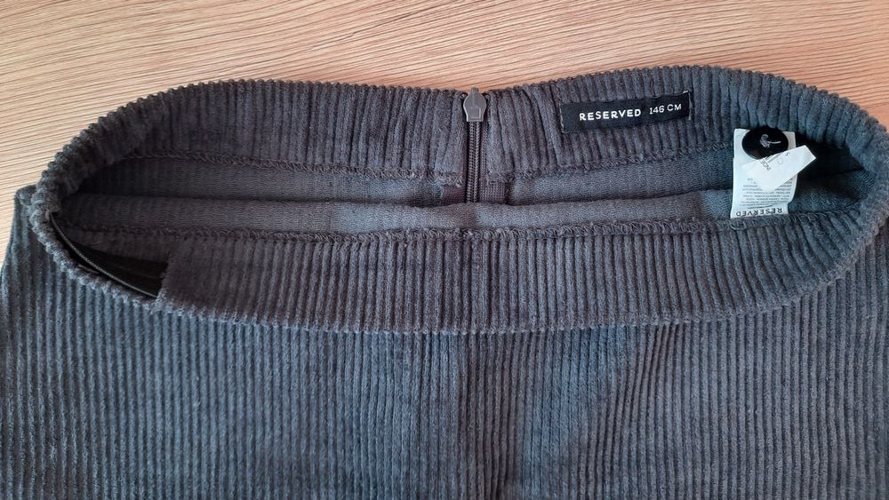 Spódnica sztruks Reserved 146