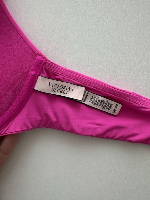 Бюстгалтер Victoria's Secret 70В / 32В