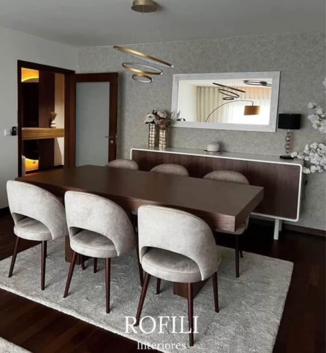 Sofás e cadeiras por medida