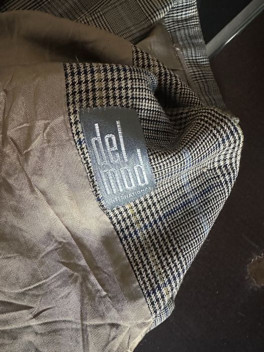 Marynarka Delmond International w kratę