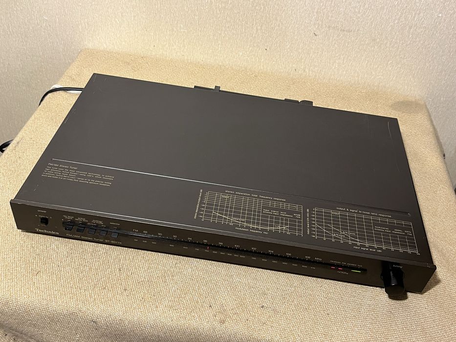 Японский стерео тюнер топ класса TECHNICS ST-8077K