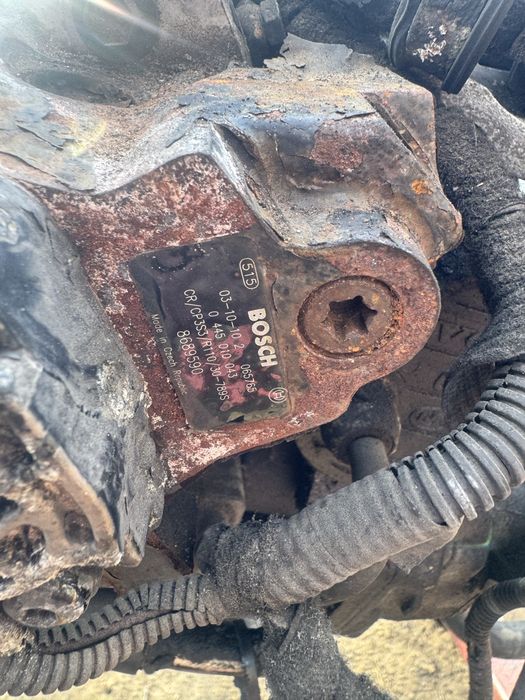 ТНВД Паливний насос високого тиску Volvo XC90 2.4 0445010043 s60