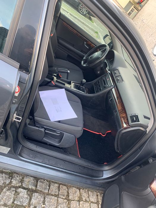 Audi a4 b6  130cv vendo ou troco carrinha 7lugares