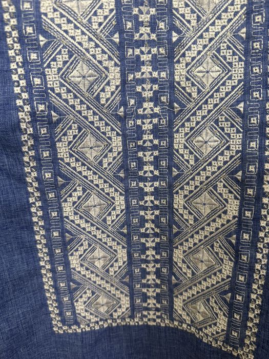 Парні вишиванки.Чоловіча сорочка та жіноче плаття