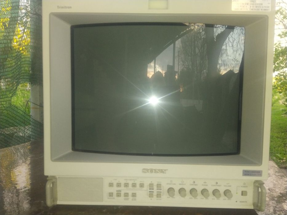 Видеомонитор  Sony PVM - 14 M 2 MDE