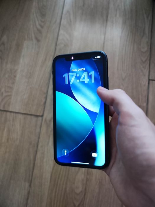 iPhone 11 preto 128GB