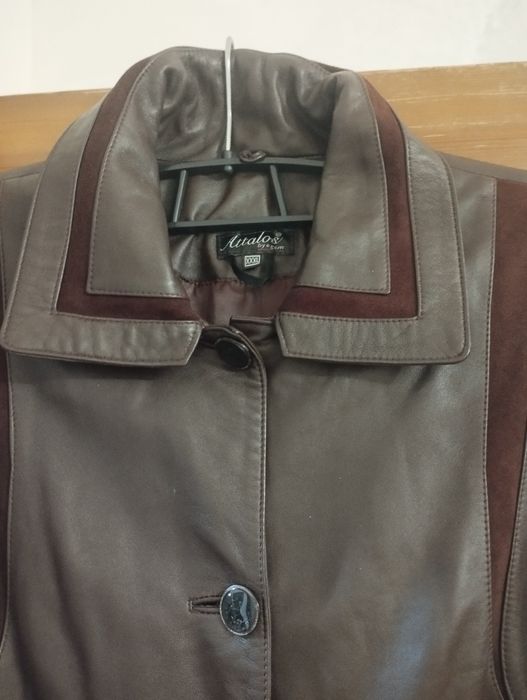 Продам шкіряний плащ 54 розмір