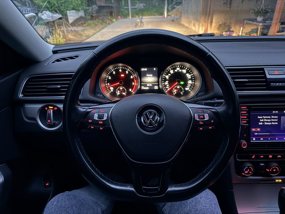 Автомобіль Volkswagen Passat 2018
