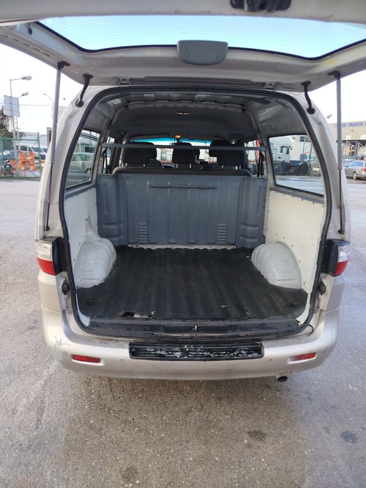 Hyundai H1 2500 turbo de 2004